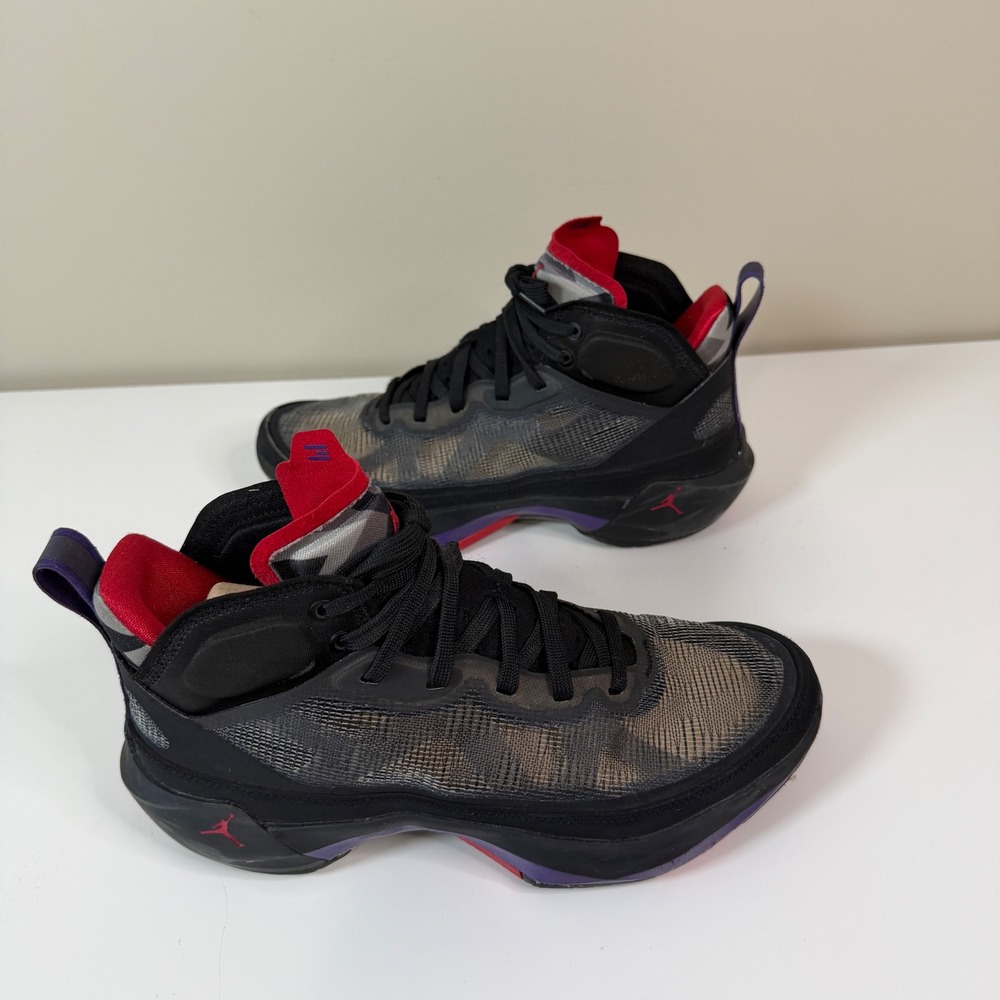 Jordan Air Jordan 37 Size 7Y/7M/8.5W Sneakers High Top Athletic Streetwear